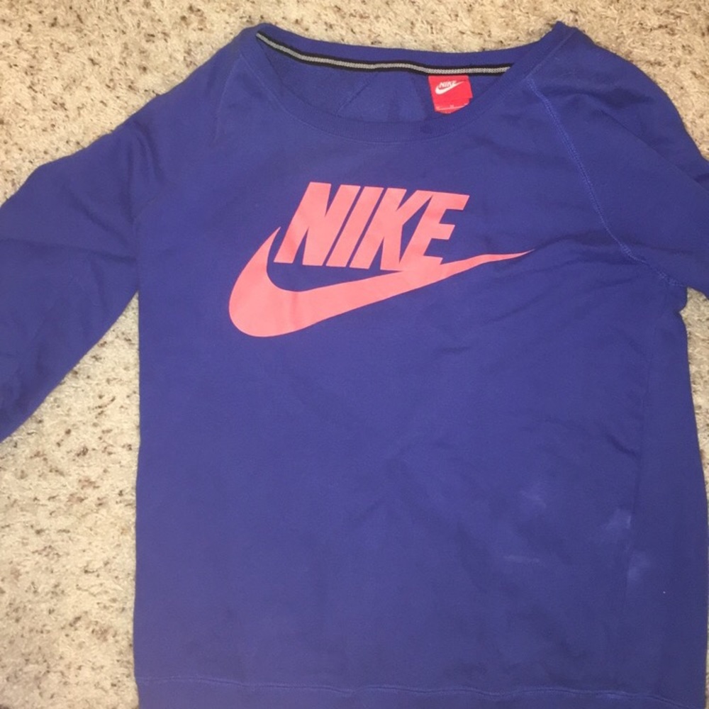 Blue Nike women’s crew sweatshirt